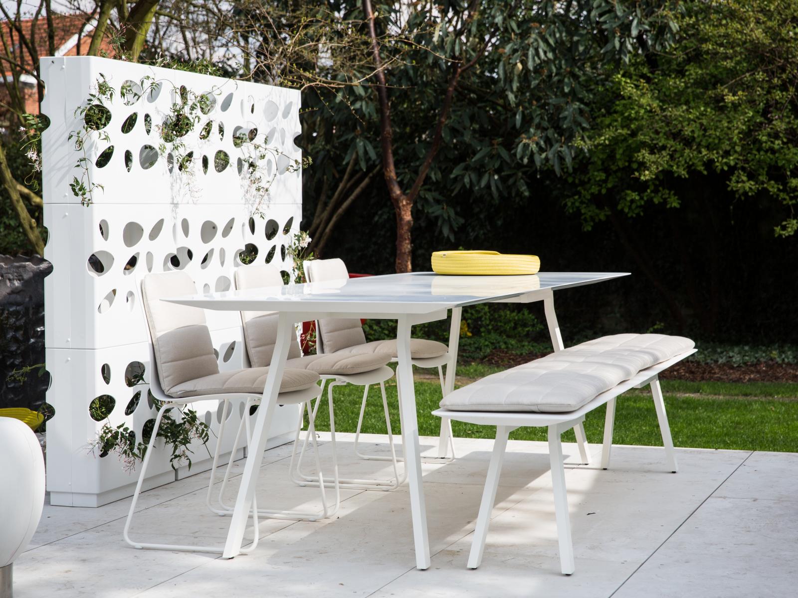 feelathome stockverkoop | Viteo Gardenwall